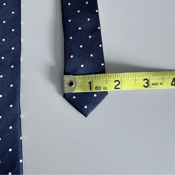 Silk Tie - Navy Dot - Picture 6 of 7